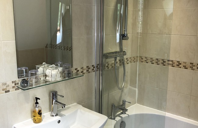en-suite-bathrooms